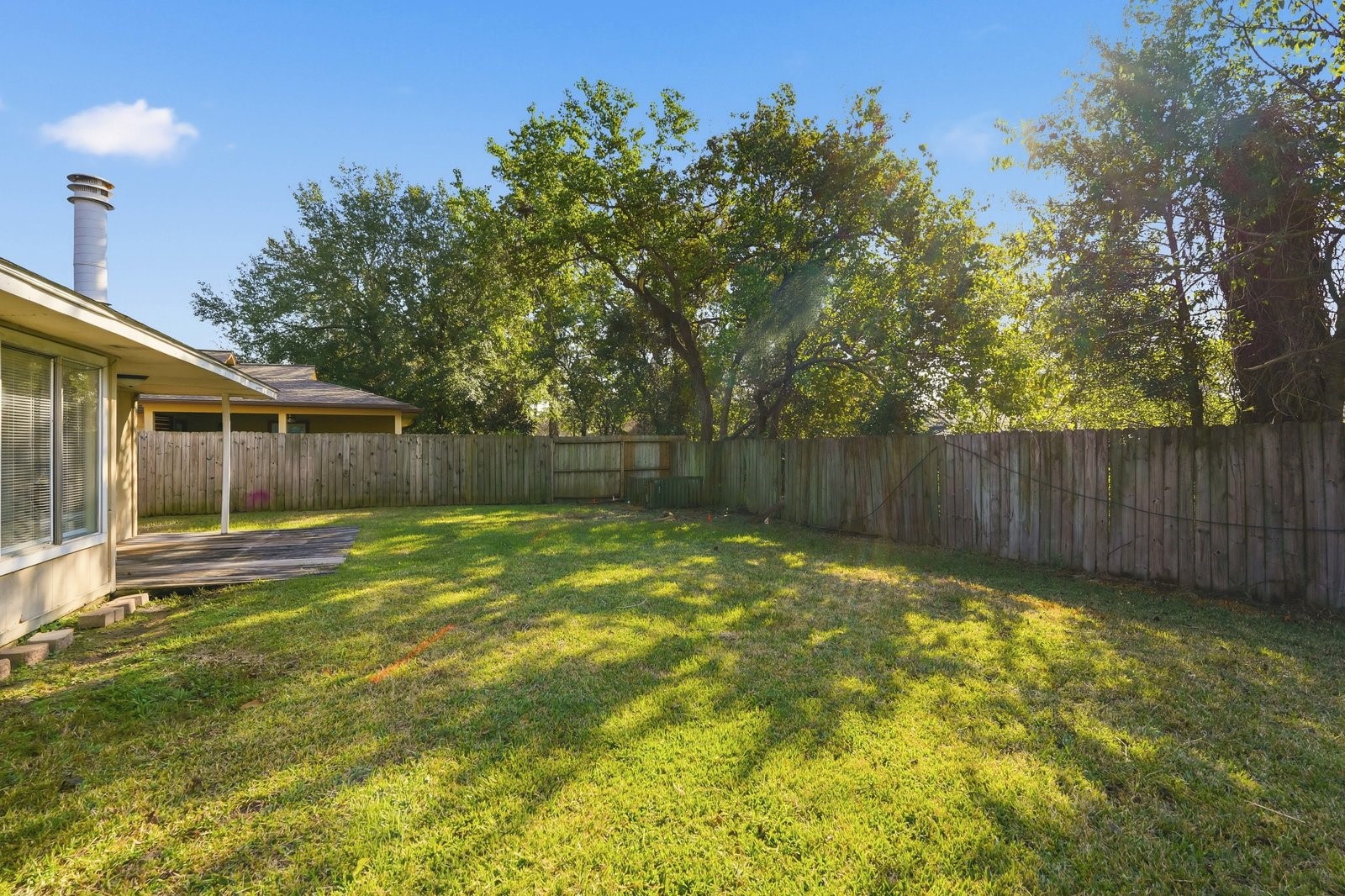 16235 Cutten Road Houston, TX 77070 - Photo 2 of 25 a view of a backyard