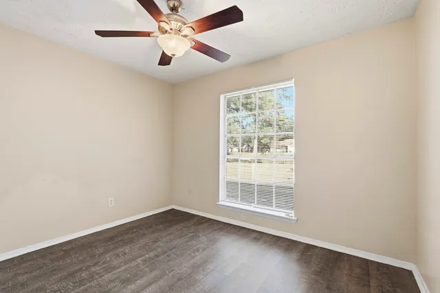 $1,660 | 16235 Cutten Road, Houston, TX 77070