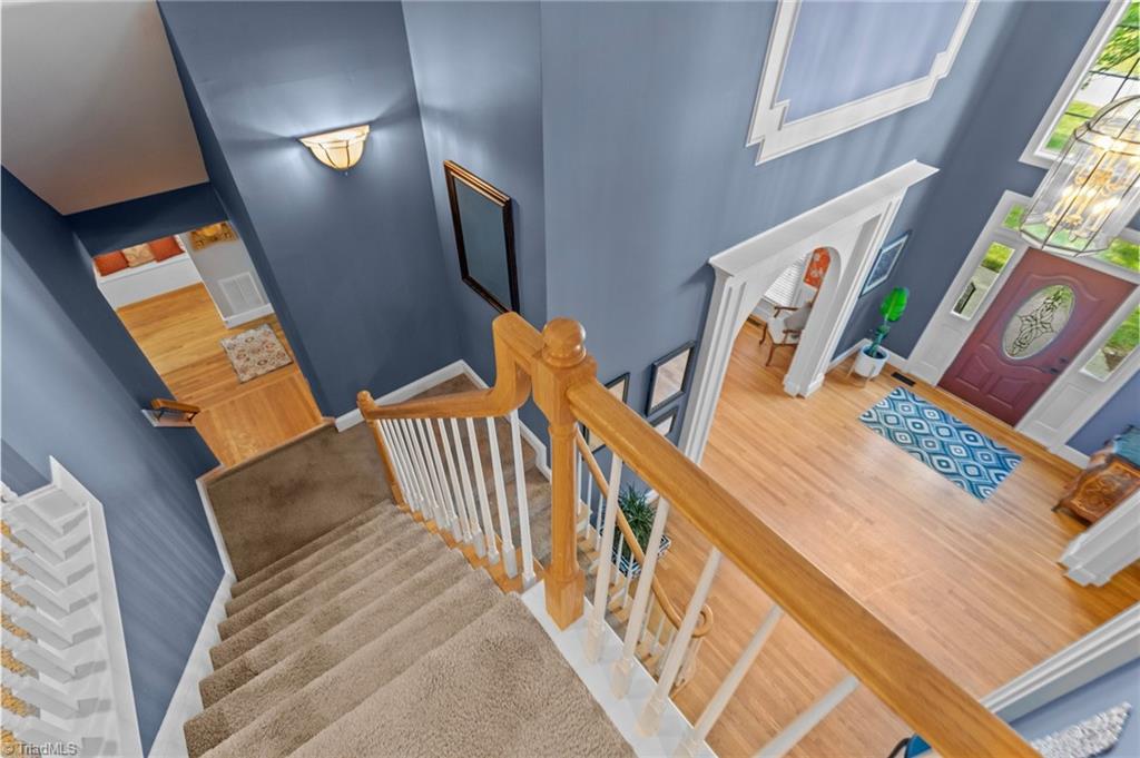 8602 Rosedale Drive Oak Ridge, NC 27310 - Photo 5 of 38