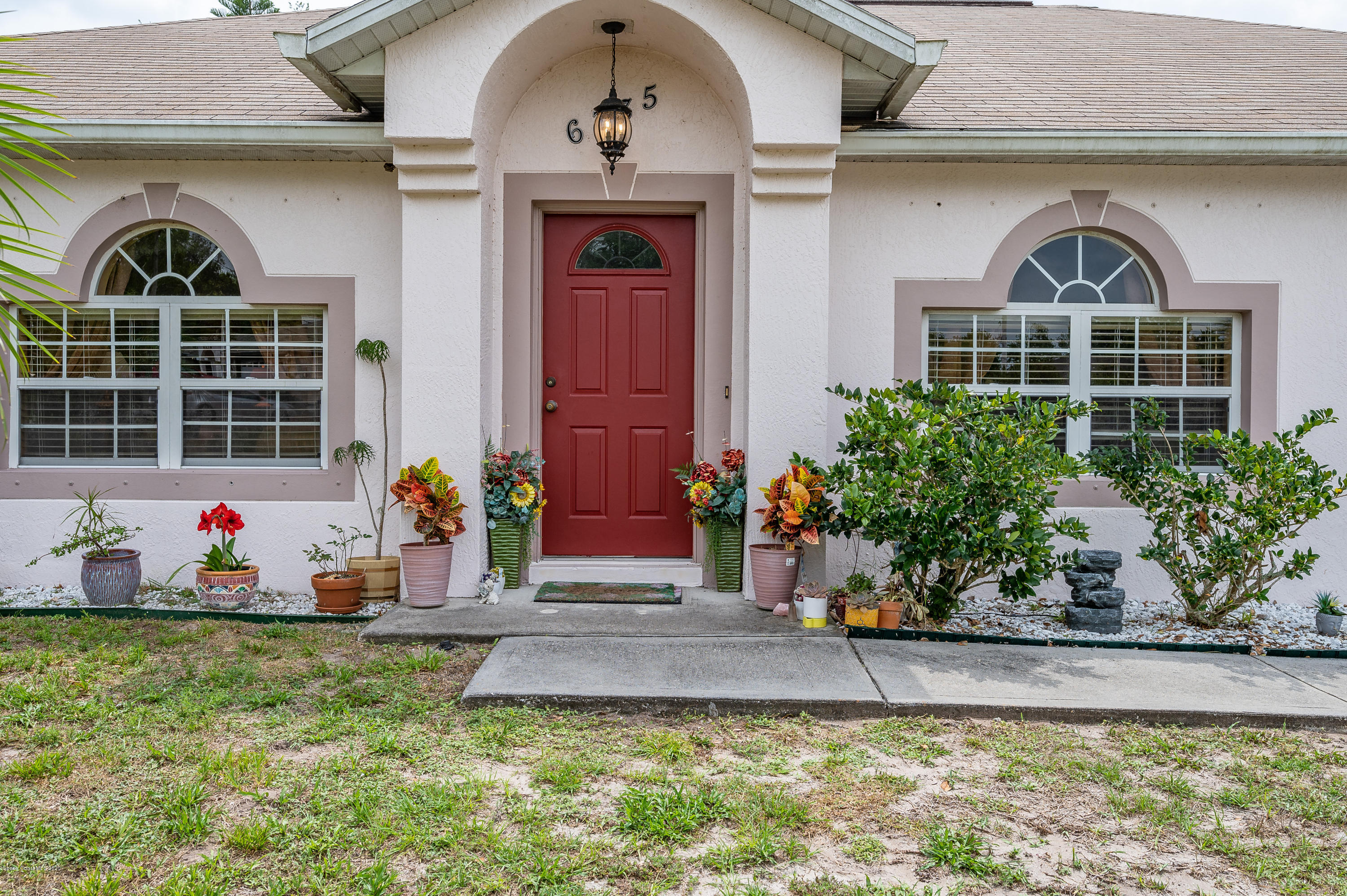 6735 Bryant Road Cocoa, FL 32927 - Photo 4 of 28 Welcome Home!