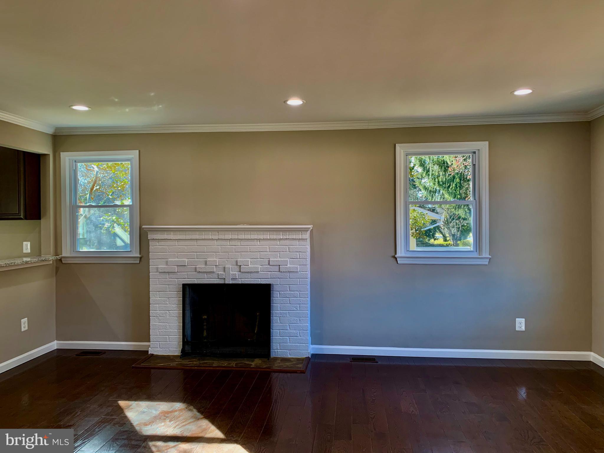 4617 Henderson Road Temple Hills, MD 20748 - Photo 4 of 50 Gallery Image 4
