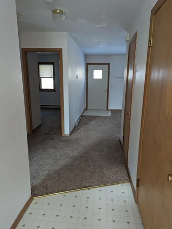 $679 | 376 4th Street East, Unit 2, Halstad, MN 56548