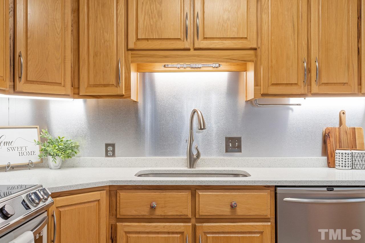 5700 Baird Drive Raleigh, NC 27606 - Photo 14 of 44