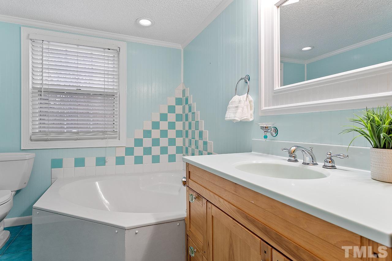 5700 Baird Drive Raleigh, NC 27606 - Photo 20 of 44