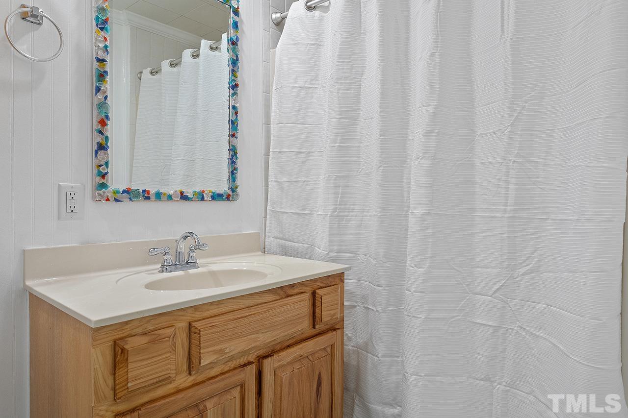 5700 Baird Drive Raleigh, NC 27606 - Photo 32 of 44