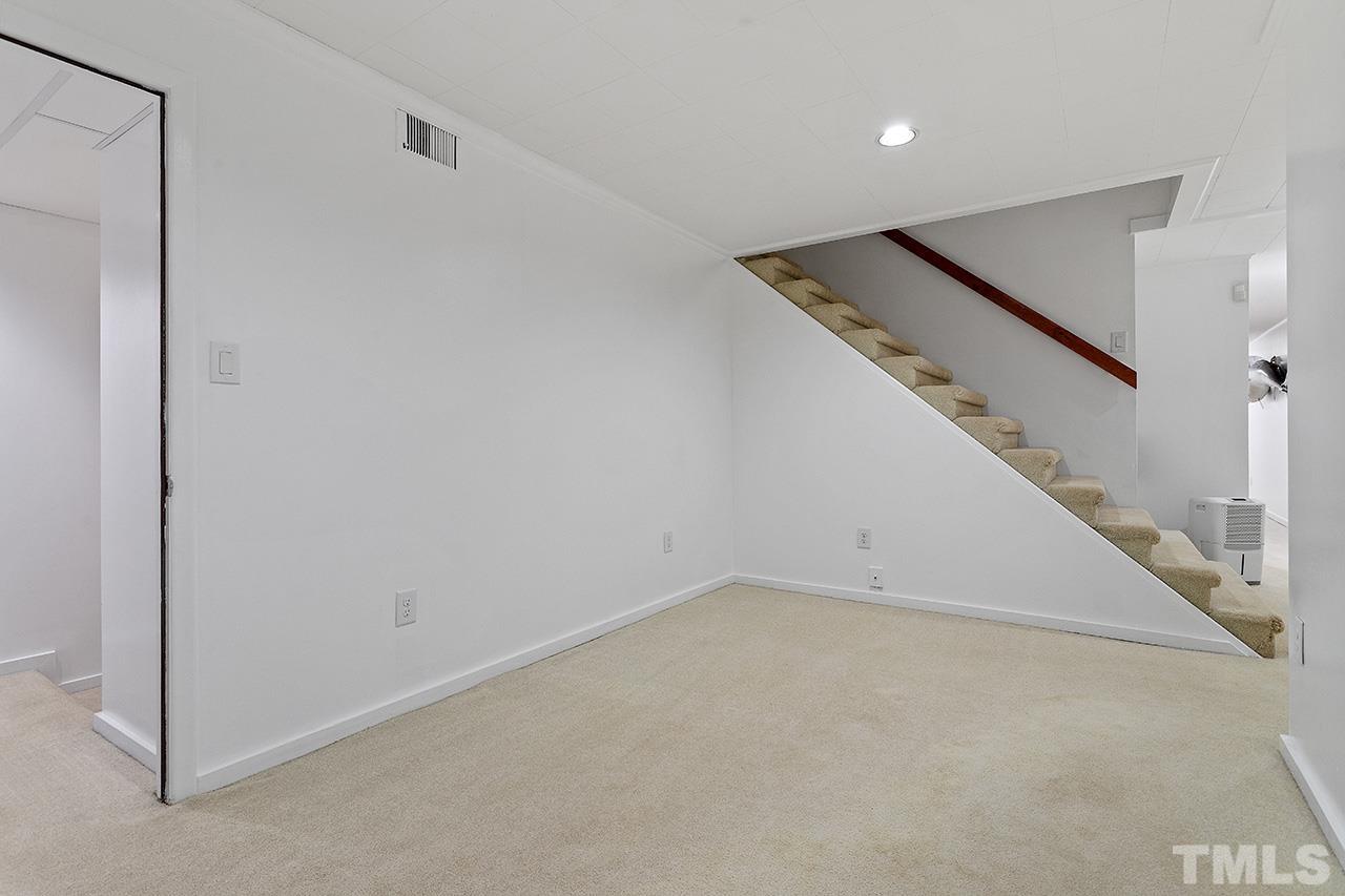 5700 Baird Drive Raleigh, NC 27606 - Photo 35 of 44