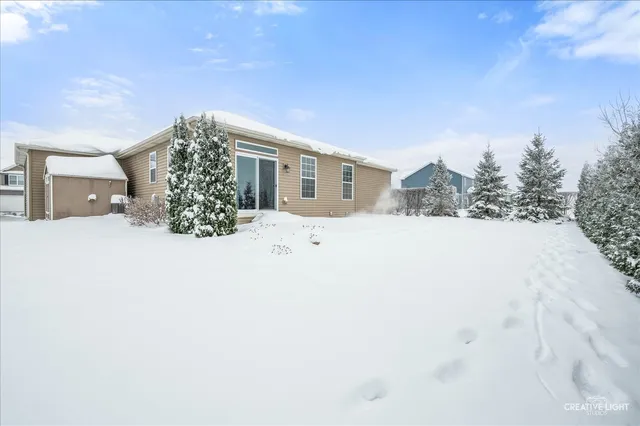 $475,000 | 1037 North Carly Circle, Yorkville, IL 60560