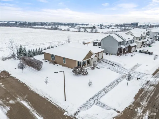 $475,000 | 1037 North Carly Circle, Yorkville, IL 60560