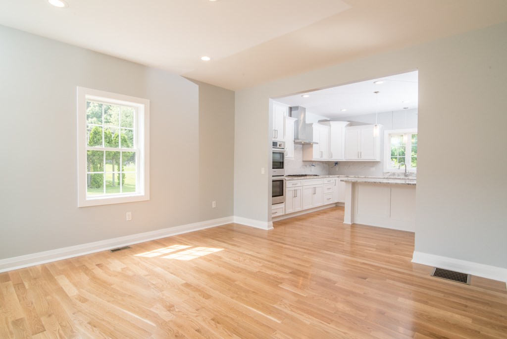123 Cardinal Road Cranston, RI 02921 - Photo 10 of 22 Formal Dining Room