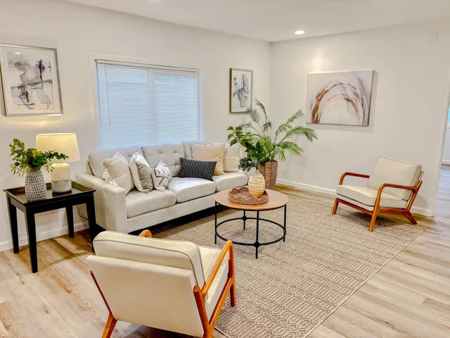 $164,900 | 7437 Sylmar Lane, Unit 178, Sacramento, CA 95842