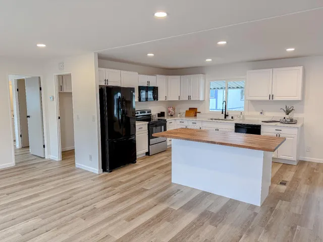 $164,900 | 7437 Sylmar Lane, Unit 178, Sacramento, CA 95842