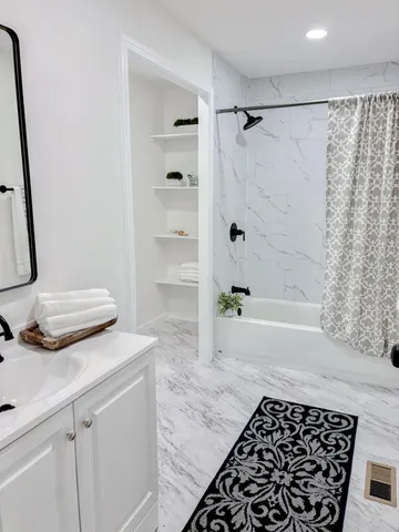 $164,900 | 7437 Sylmar Lane, Unit 178, Sacramento, CA 95842