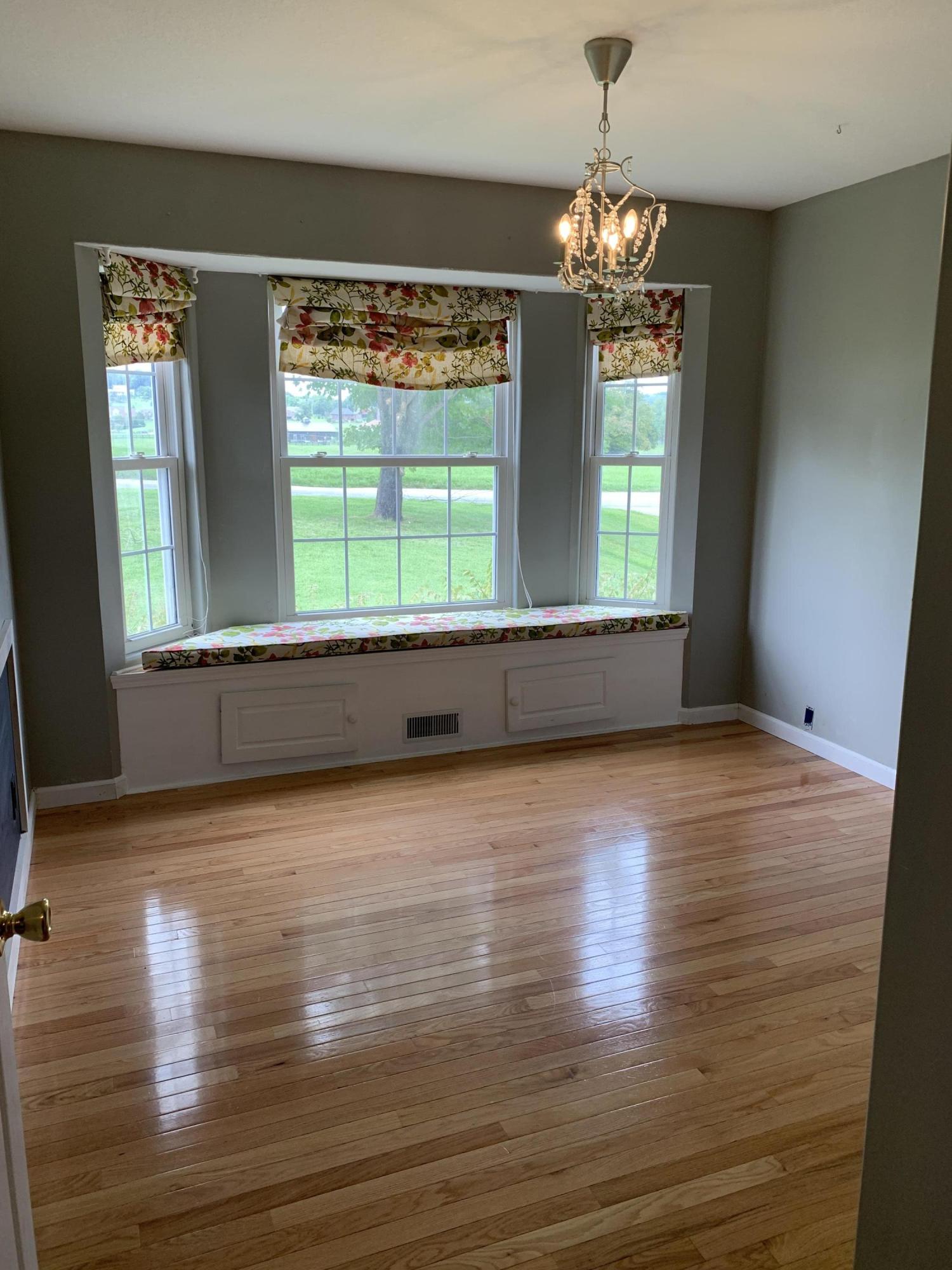 260 New Hope Road Greeneville, TN 37745 - Photo 12 of 35 IMG_2534