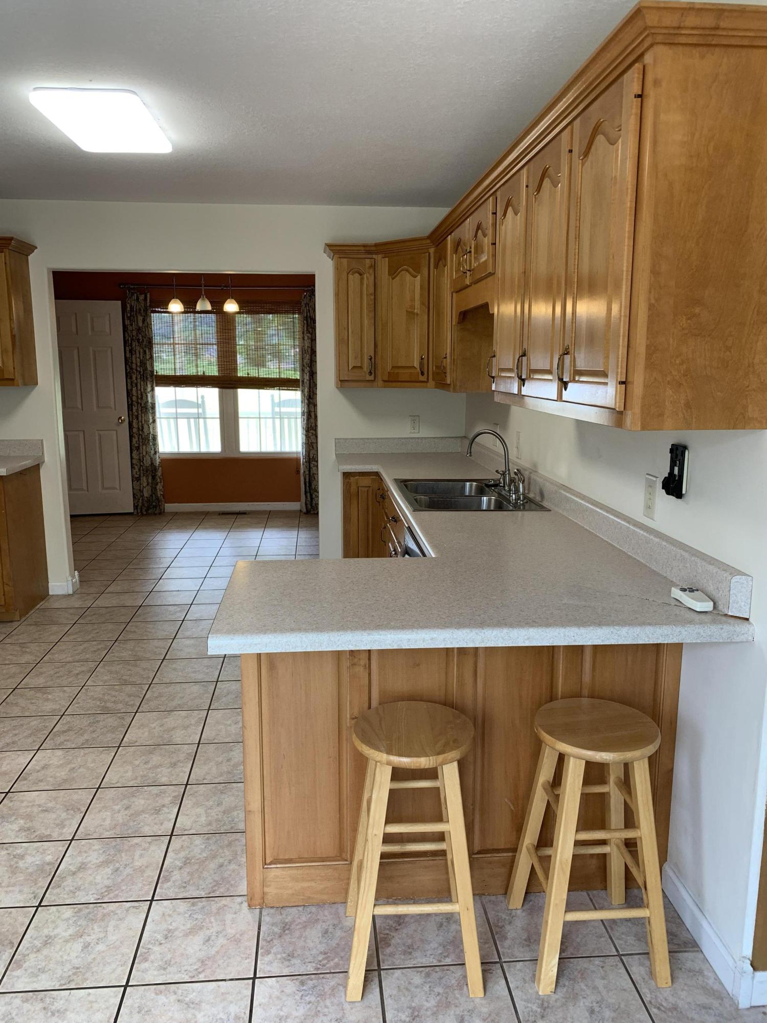 260 New Hope Road Greeneville, TN 37745 - Photo 6 of 35 IMG_2525