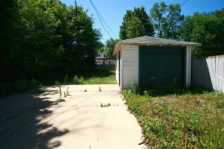 1114 Reed Avenue Kalamazoo, MI 49001 - Photo 11 of 14 Additional Photo