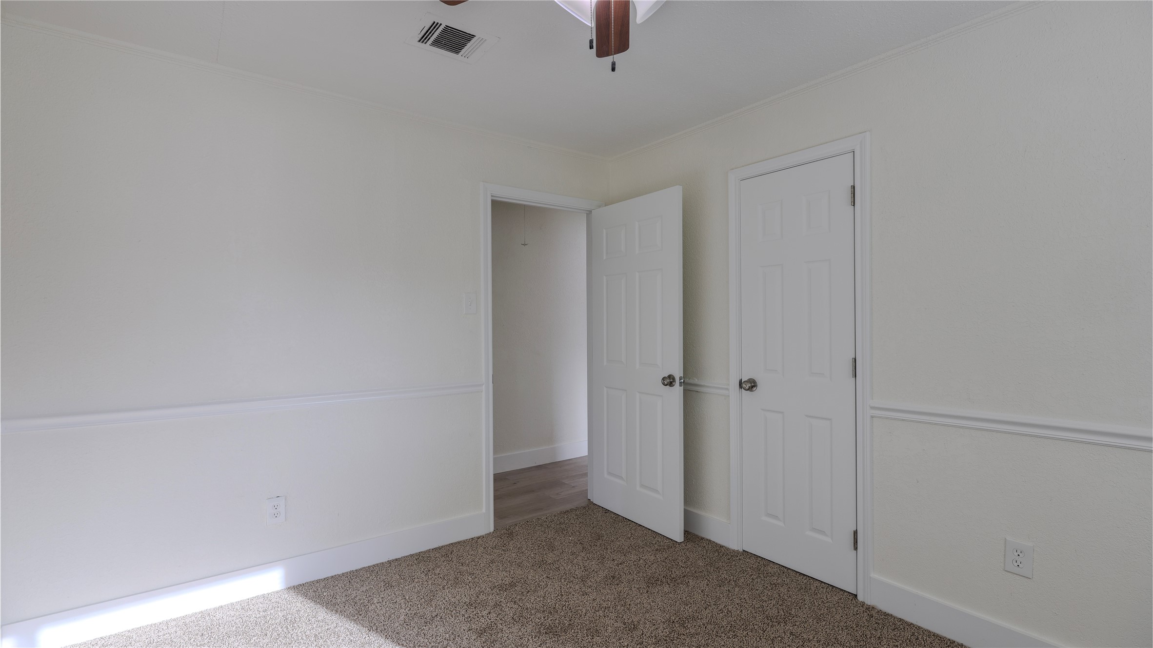 1413 North Avenue R Freeport, TX 77541 - Photo 18 of 23