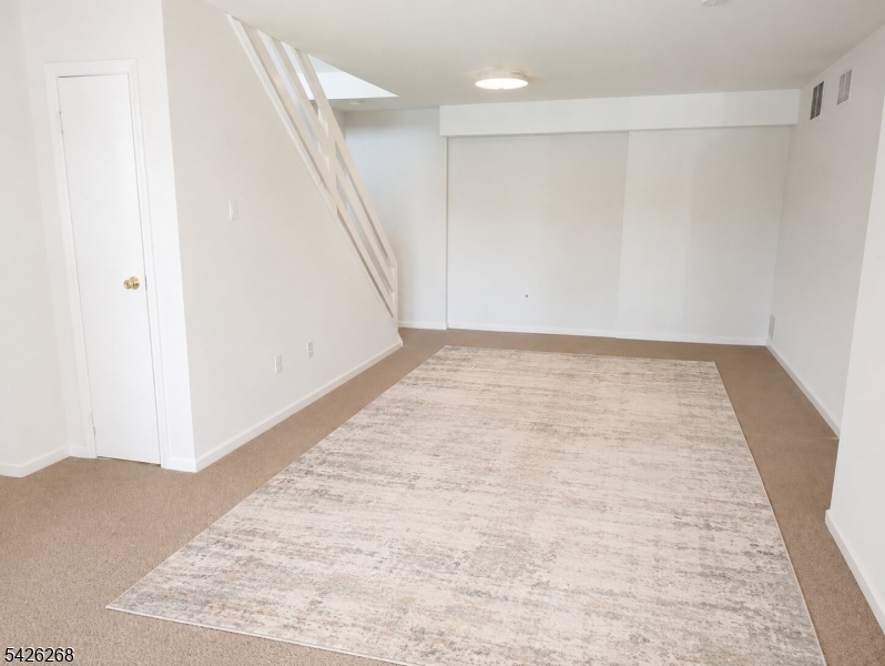 800 Old Springfield Avenue, Unit 19 Summit, NJ 07901 - Photo 16 of 20
