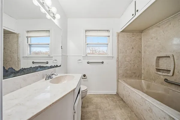 $199,900 | 1205 West 10th Street, McGregor, TX 76657