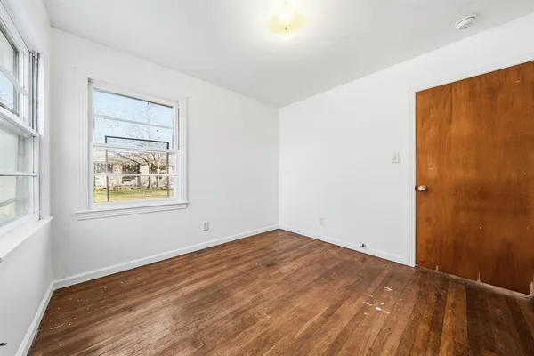 $199,900 | 1205 West 10th Street, McGregor, TX 76657