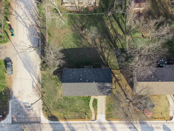 $199,900 | 1205 West 10th Street, McGregor, TX 76657