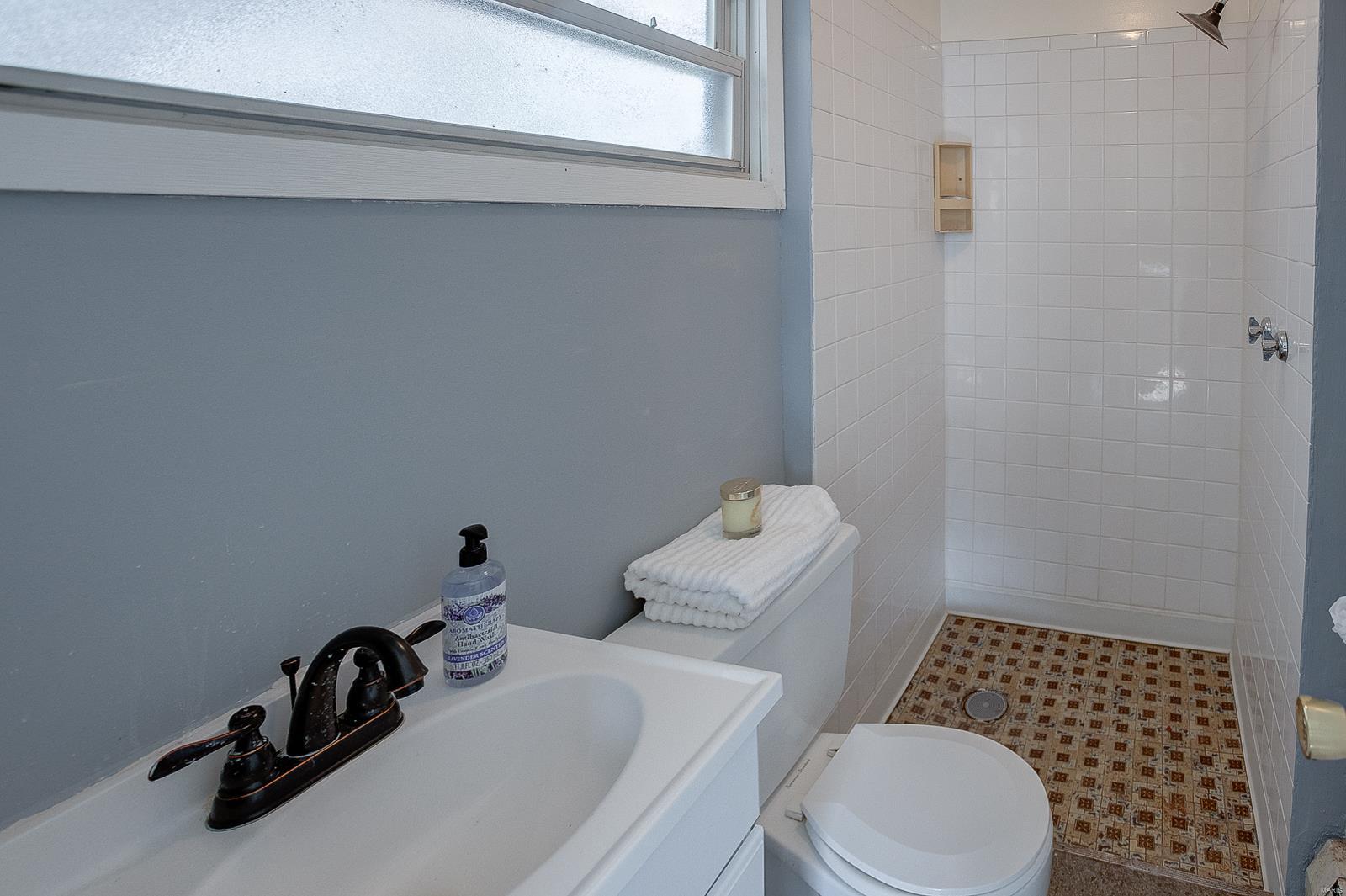 505 Benton Street Mount Olive, IL 62069 - Photo 28 of 45