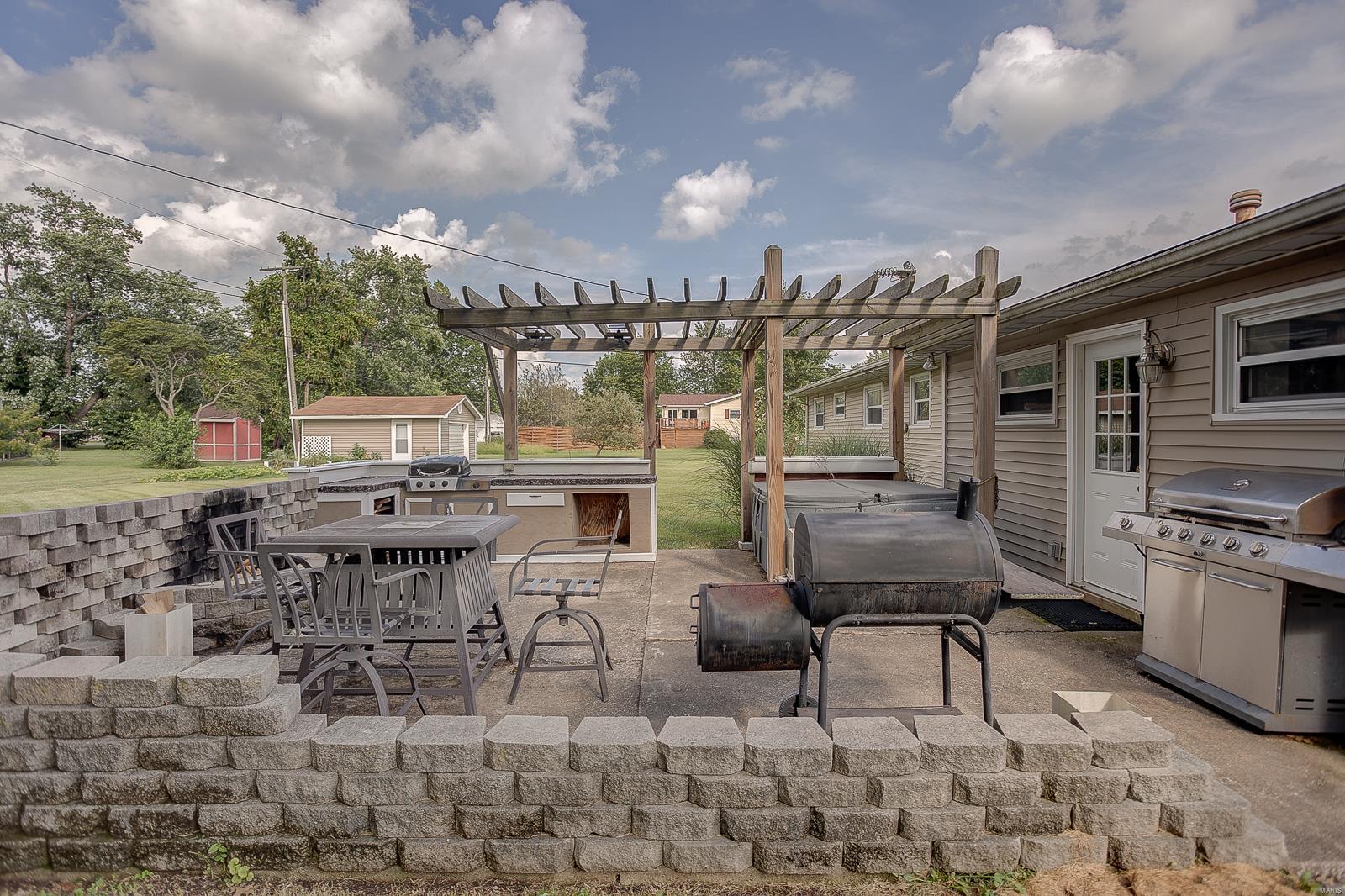 505 Benton Street Mount Olive, IL 62069 - Photo 31 of 45