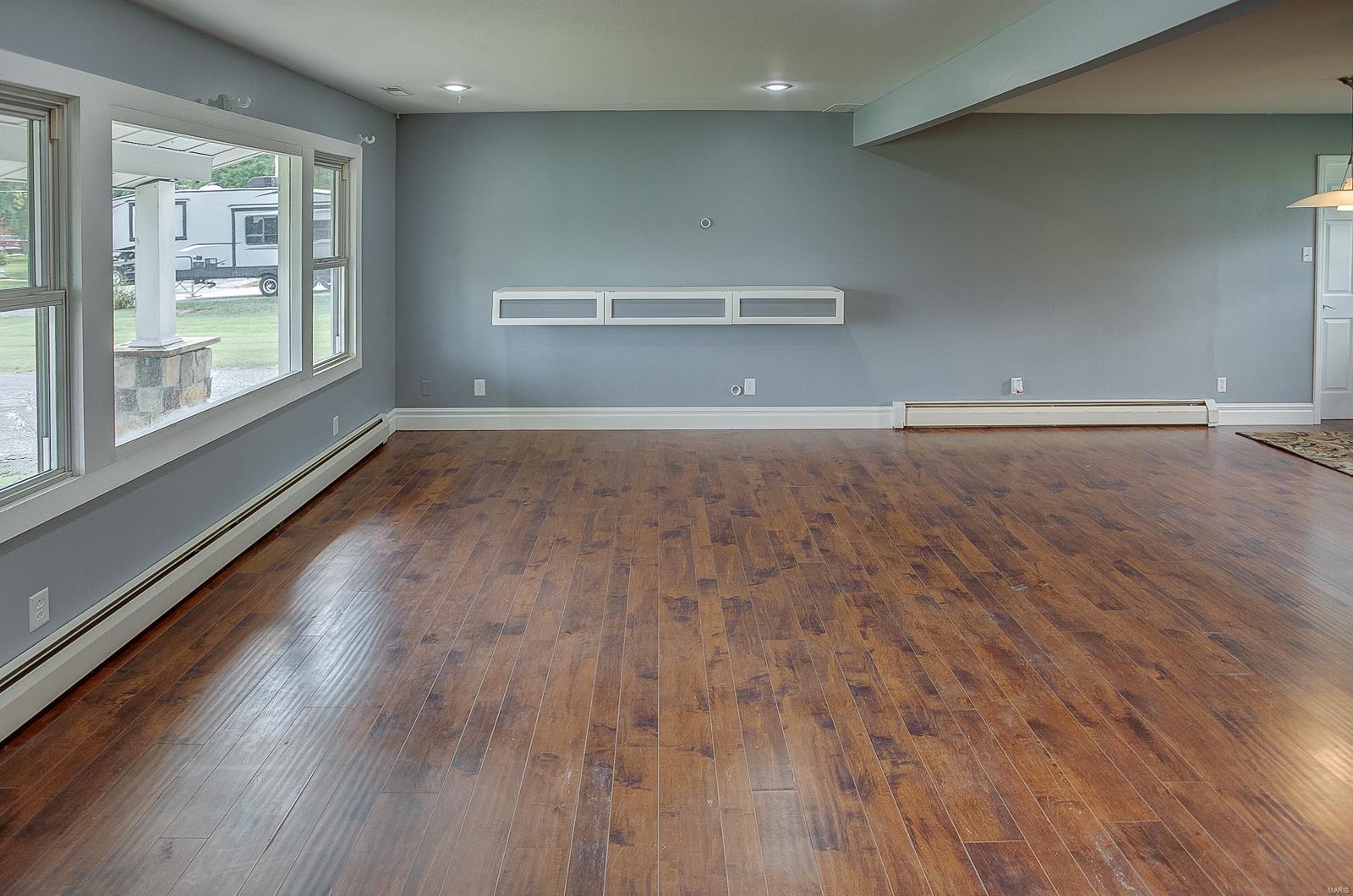 505 Benton Street Mount Olive, IL 62069 - Photo 5 of 45