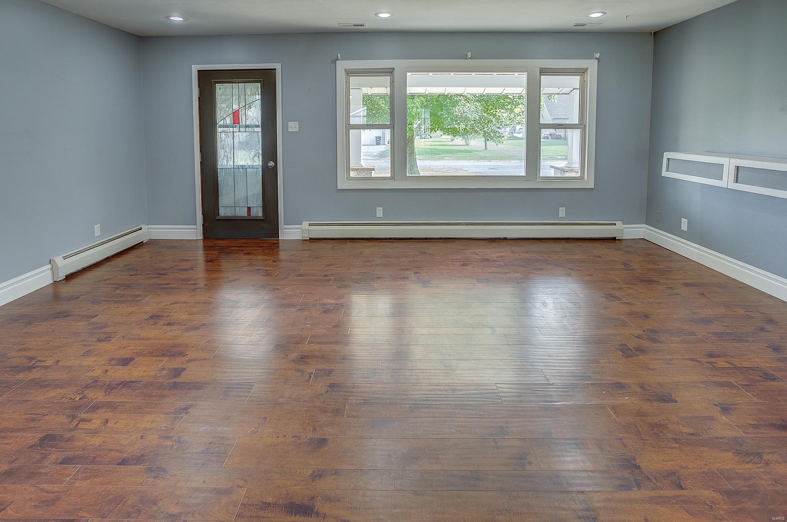 505 Benton Street Mount Olive, IL 62069 - Photo 6 of 45