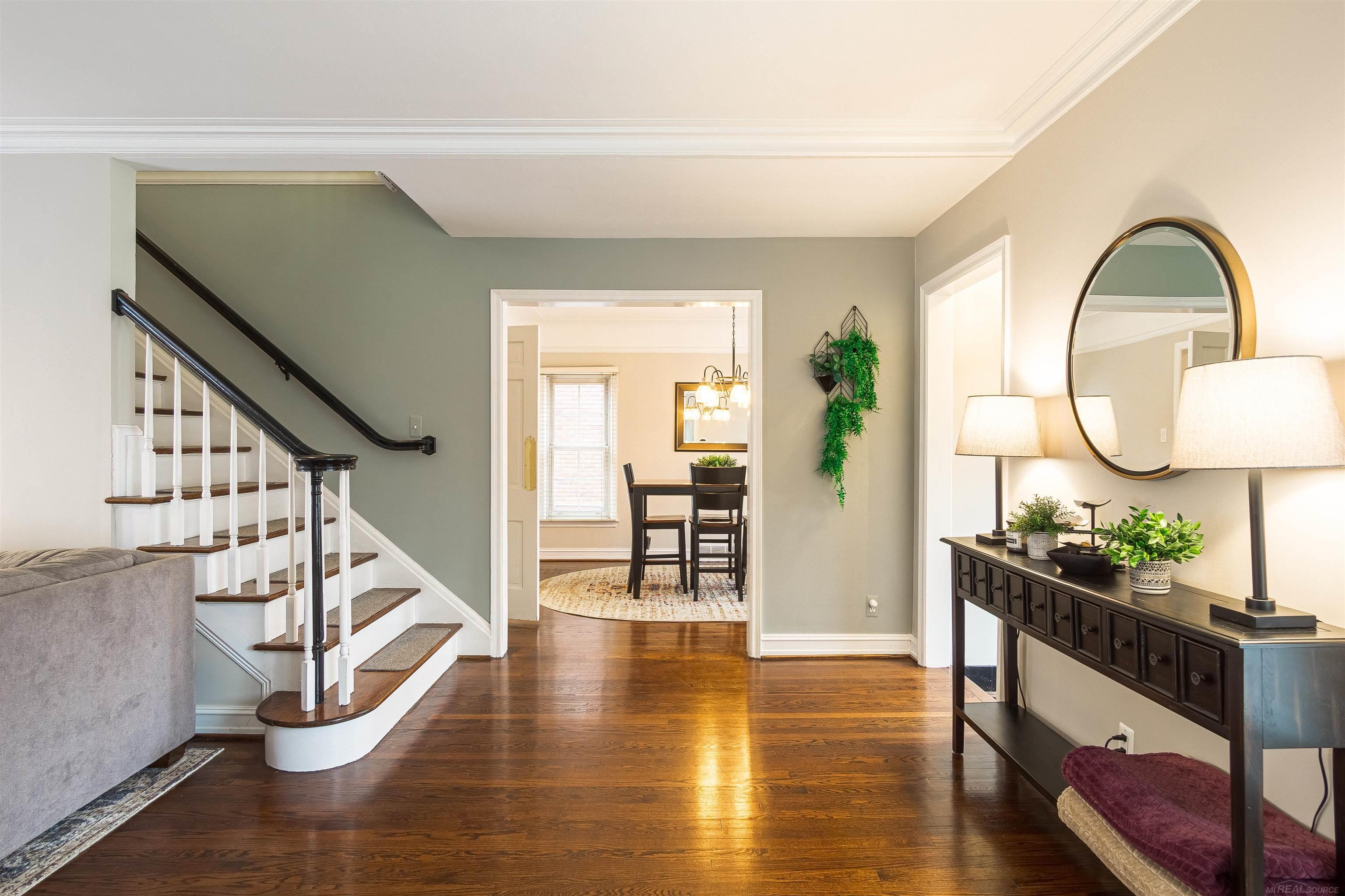 1644 Severn Road Grosse Pointe Woods, MI 48236 - Photo 18 of 45