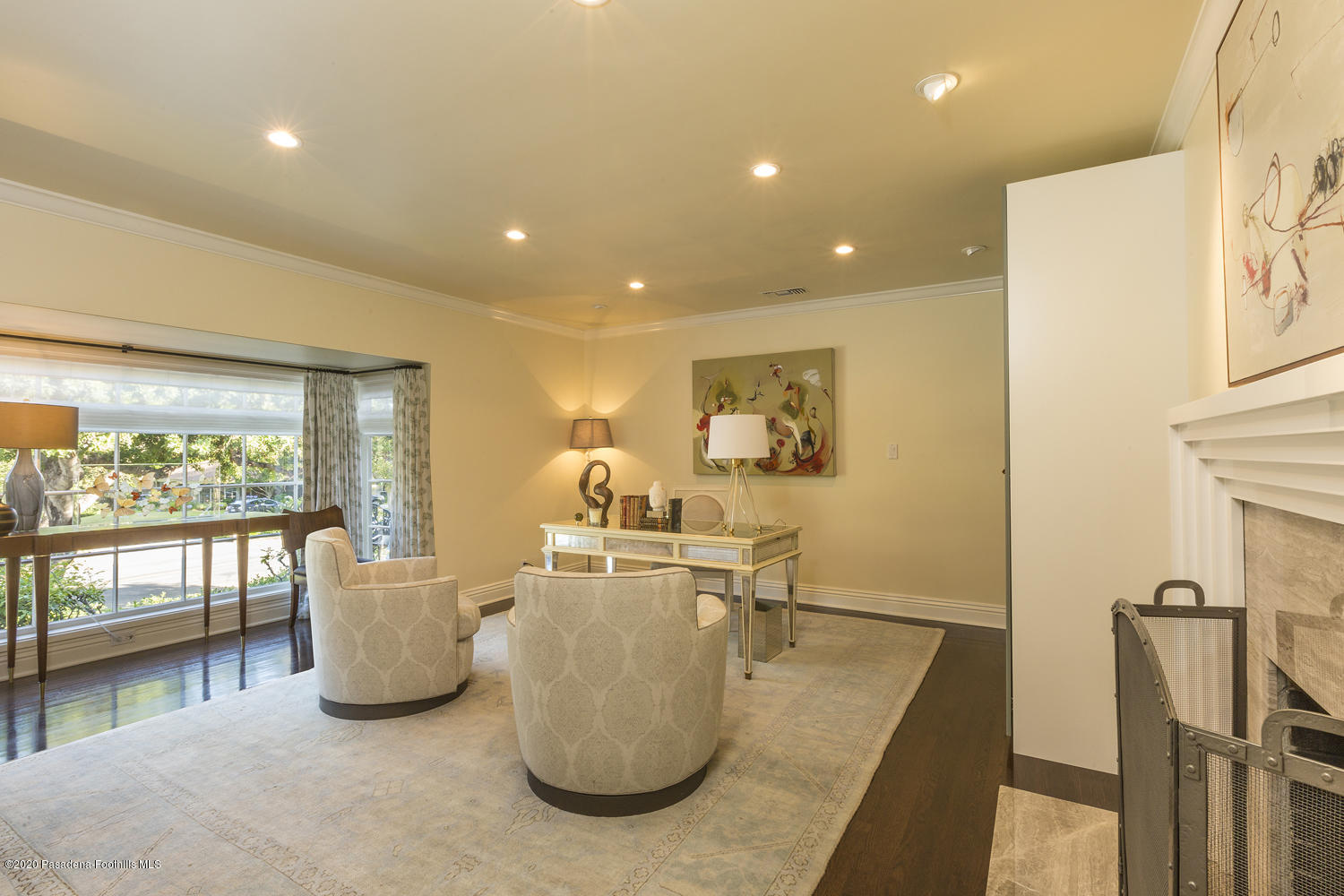 1175 Arden Road Pasadena, CA 91106 - Photo 16 of 30 a view of a living room and dining room