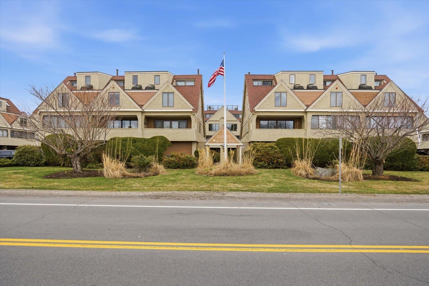 989 Ocean Boulevard, Unit 8 Hampton, NH 03842 - Photo 38 of 49