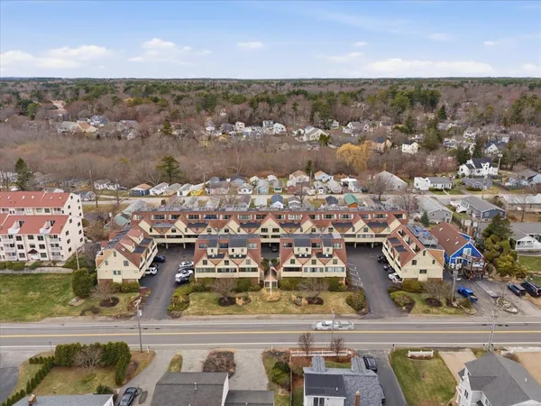 $599,000 | 989 Ocean Boulevard, Unit 8, Hampton, NH 03842