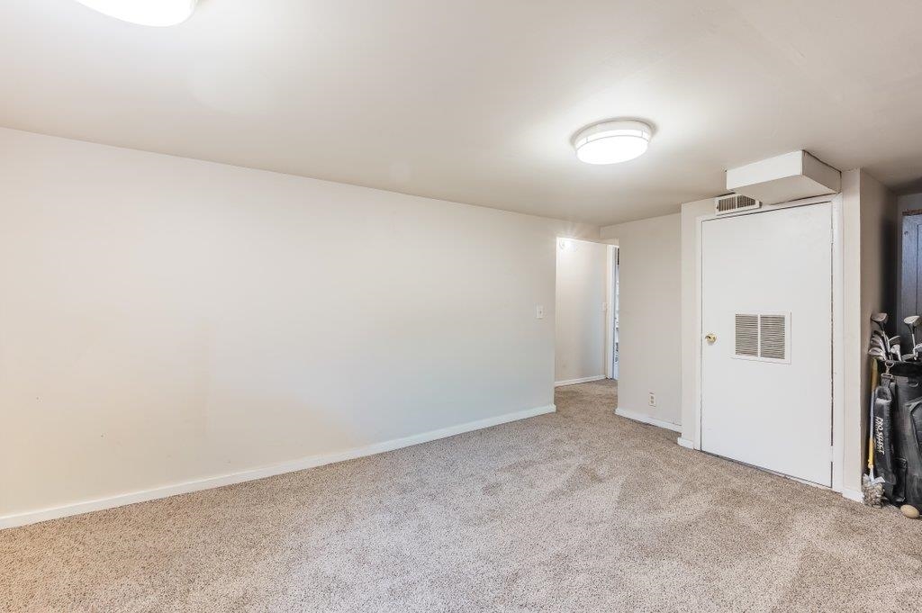6025 North Cook Street Spokane, WA 99208 - Photo 20 of 36