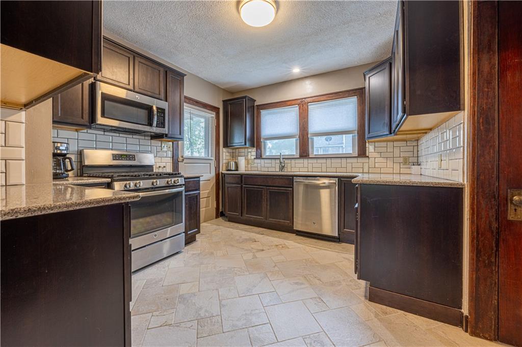 23 Coolidge Street Uniontown, PA 15401 - Photo 15 of 26