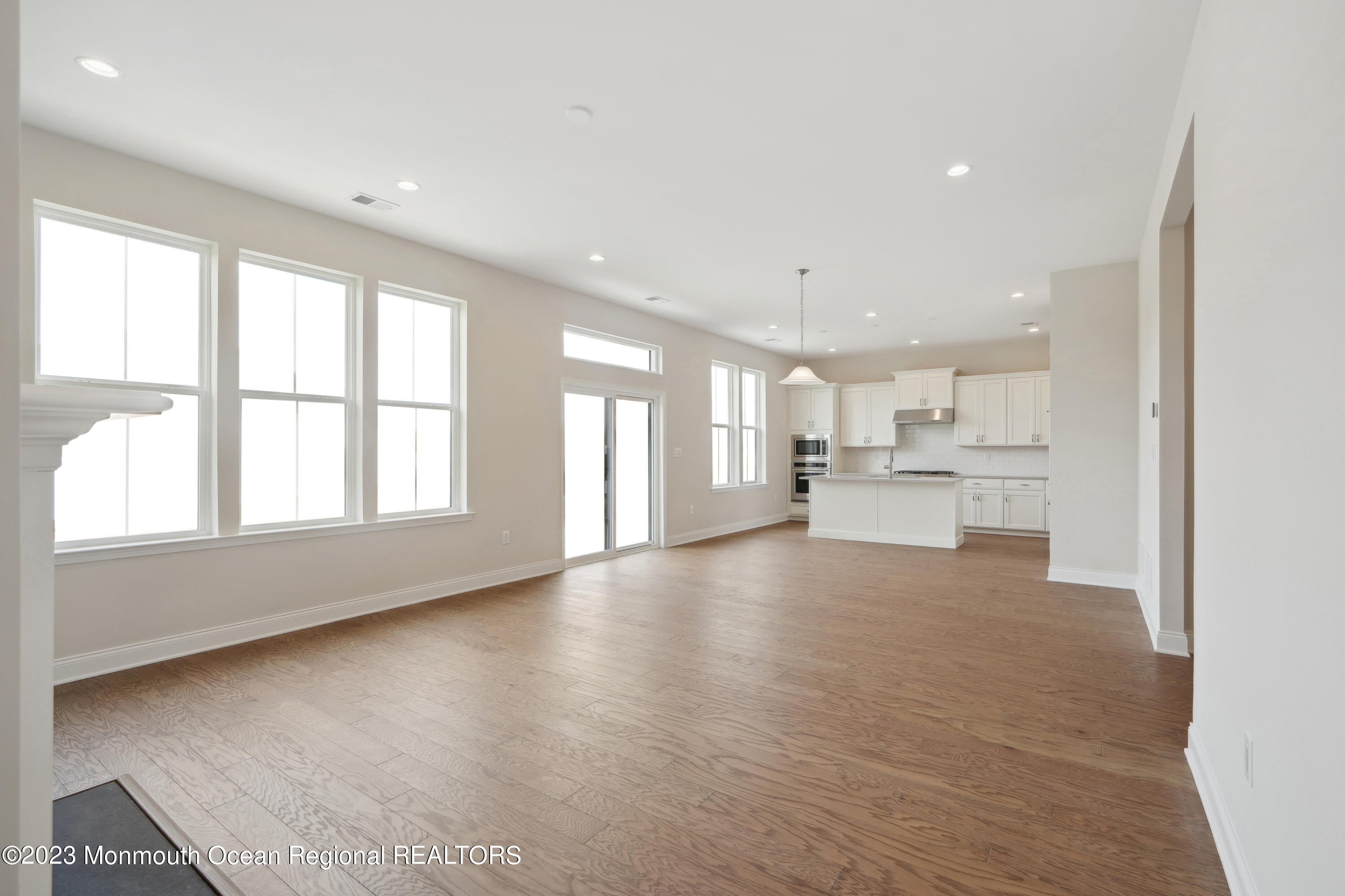 6 Salkin Way Freehold, NJ 07728 - Photo 4 of 14