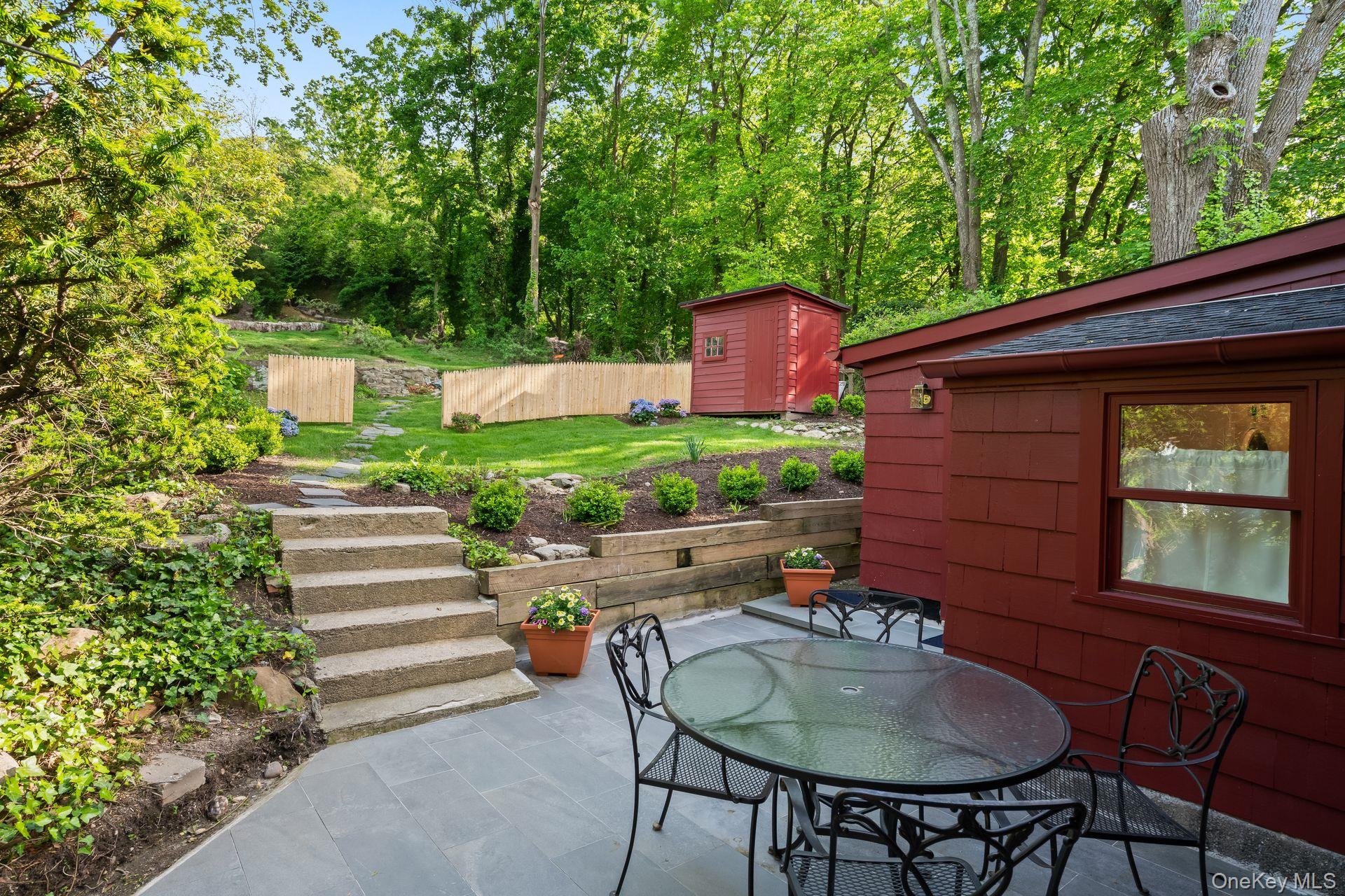 152 Main Street Cold Spring Harbor, NY 11724 - Photo 18 of 27