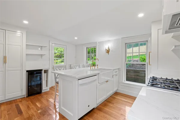 $6,500 | 152 Main Street, Cold Spring Harbor, NY 11724