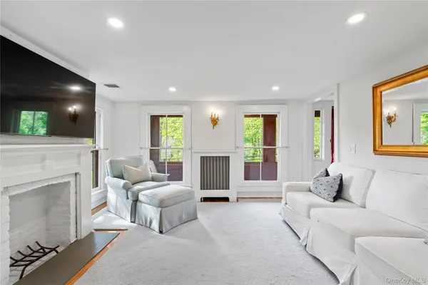 $6,500 | 152 Main Street, Cold Spring Harbor, NY 11724