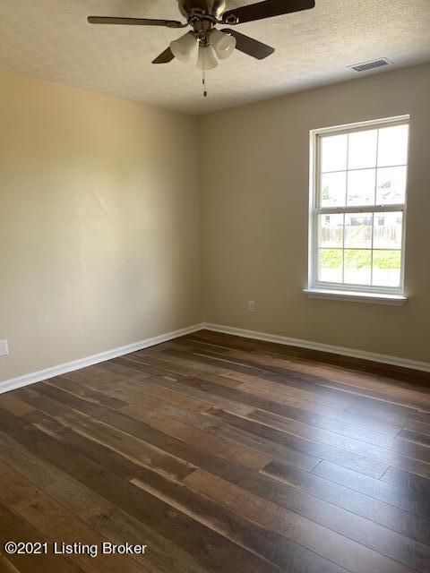 6815 Aron Road Louisville, KY 40258 - Photo 33 of 42 IMG_9652
