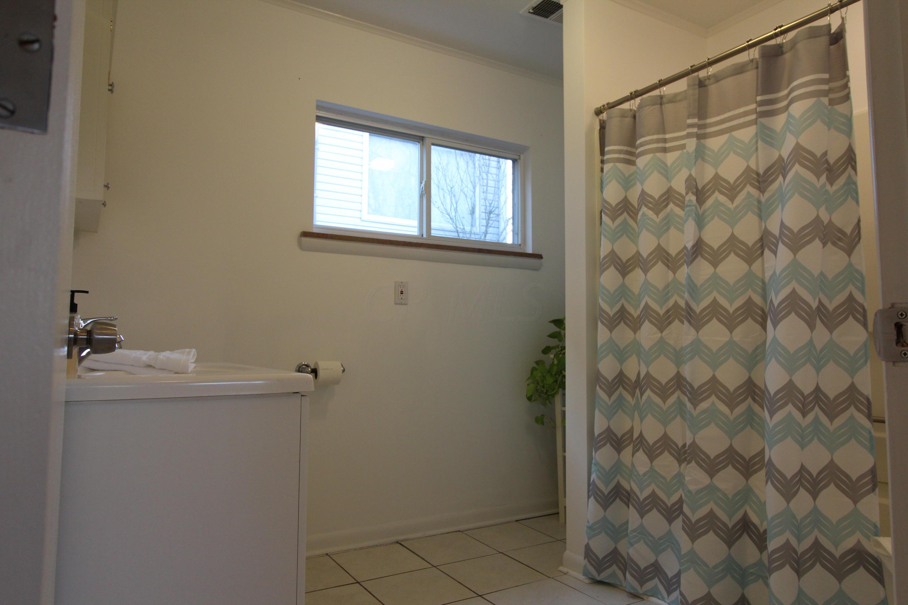 25 Tibet Road Columbus, OH 43202 - Photo 16 of 26