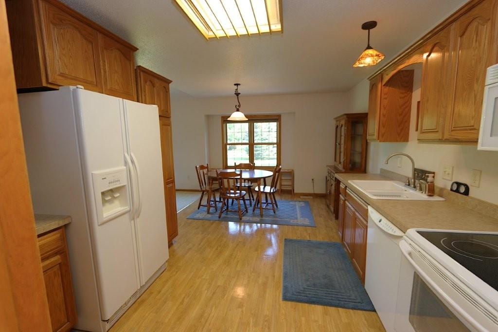 621 6th Street Northeast Perham, MN 56573 - Photo 6 of 26