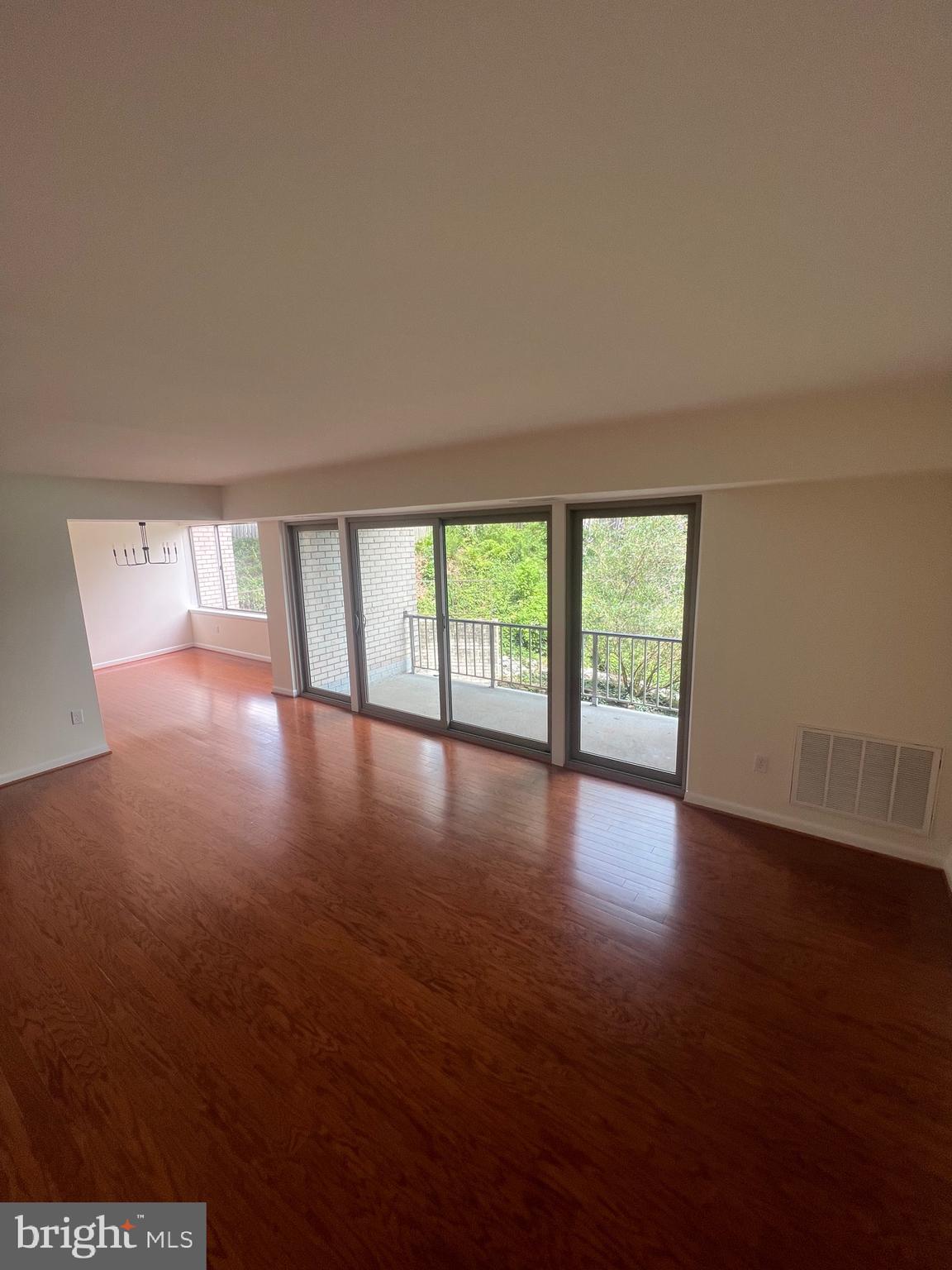 2515 Baltimore Road, Unit 25154 Rockville, MD 20853 - Photo 4 of 19 Gallery Image 4