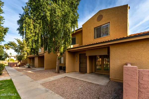a house view with a outdoor space