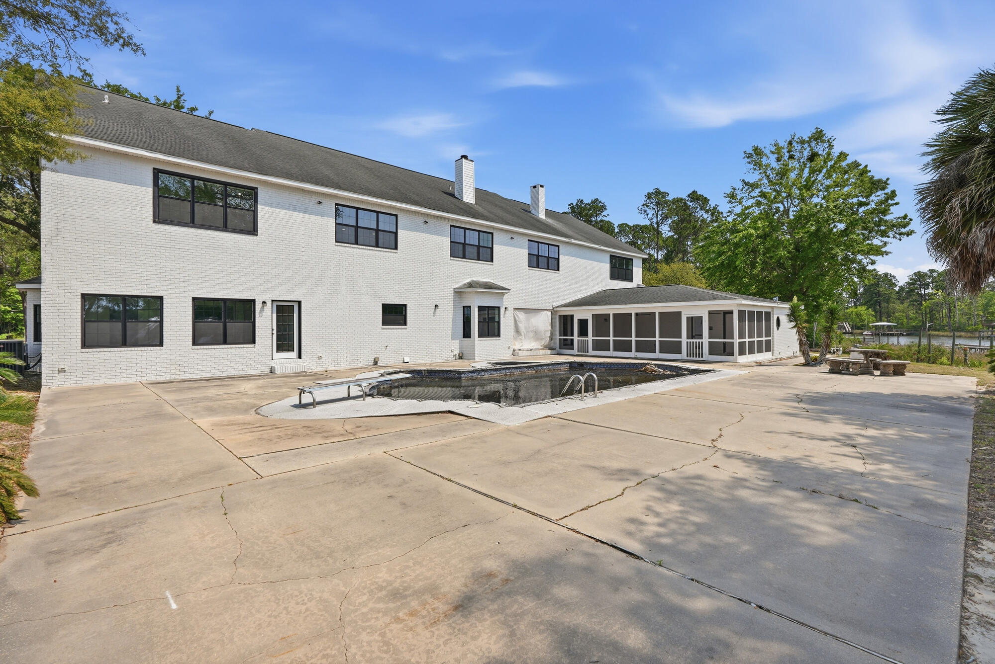 680 Mallet Bayou Road Freeport, FL 32439 - Photo 65 of 76 Exterior Patio/Pool