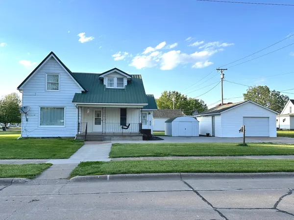 $155,000 | 42 West Wilson Street, Preston, IA 52069