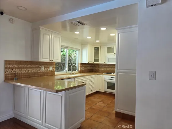 $4,900 | 18507 Brasilia Drive, Northridge, CA 91326