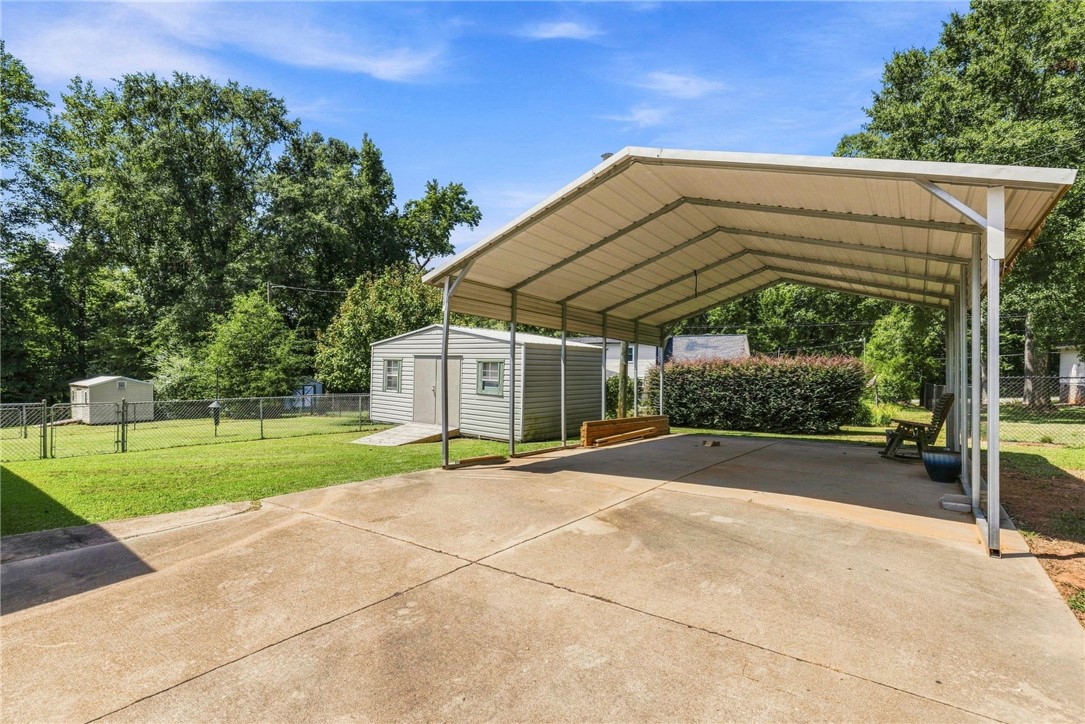 116 Churchill Way Easley, SC 29640 - Photo 10 of 49 Gallery Image 10