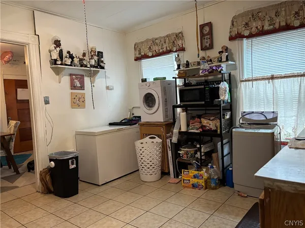 $169,900 | 760 Elizabeth Street, Utica, NY 13501