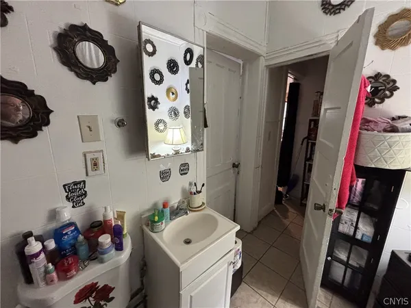 $169,900 | 760 Elizabeth Street, Utica, NY 13501