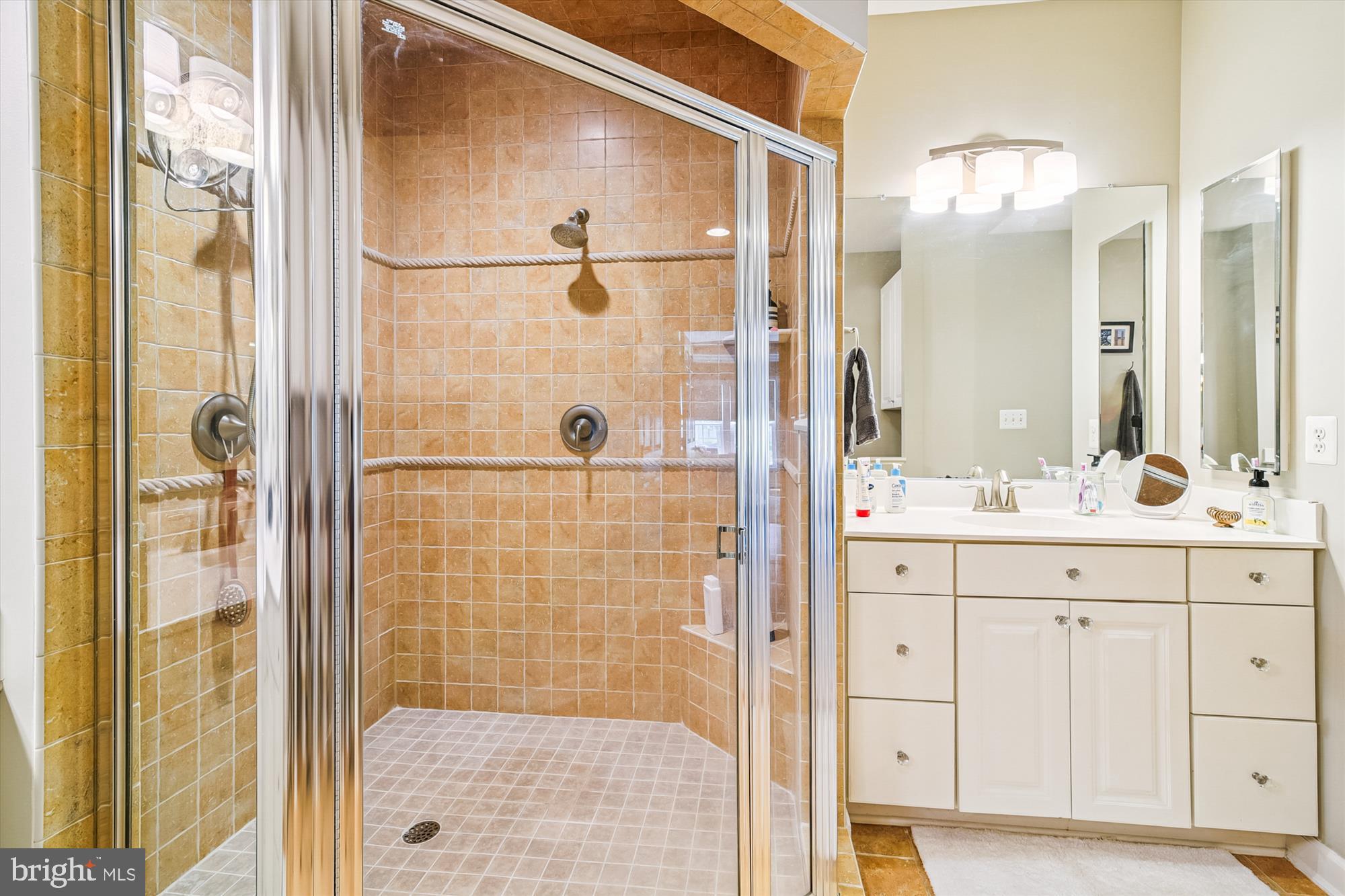 30968 Starling Road, Unit 107B Ocean View, DE 19970 - Photo 23 of 66 Primary Bath
